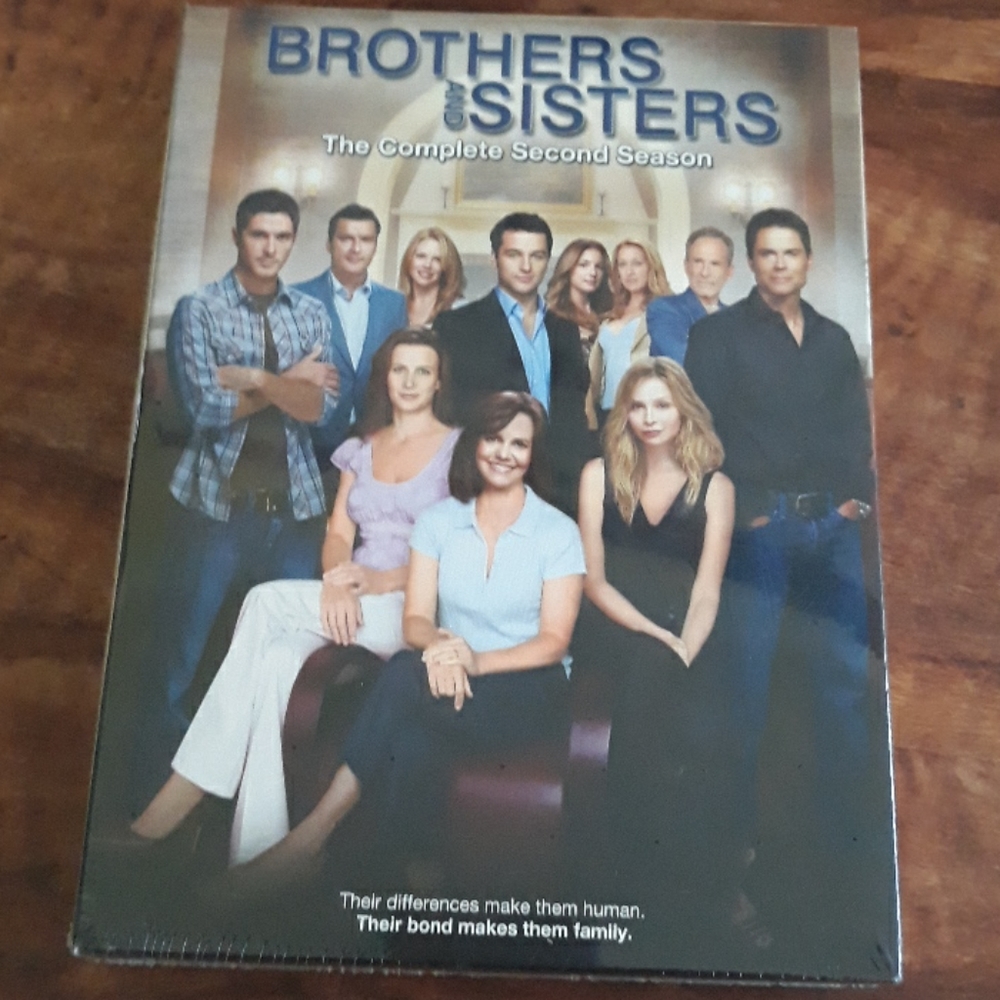 Brothers and sisters the complete second season
